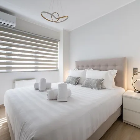 Acropolis Cozy
