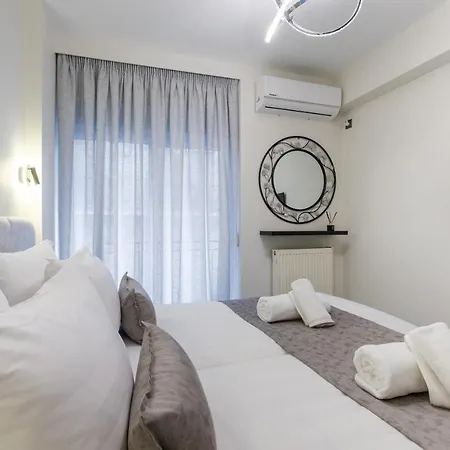 Acropolis Cozy